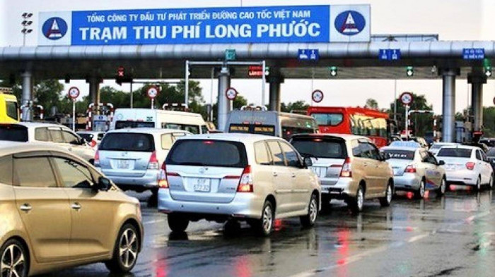 phải xả trạm thu phí khi ùn tắc kéo dài dịp nghỉ lễ 30/4