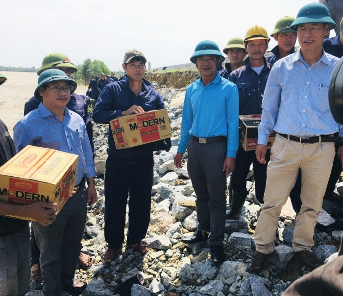 Đường sắt dành hàng tỷ đồng hỗ trợ người lao động khó khăn dịp tết